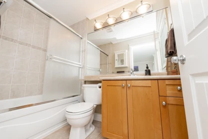 Laundry Room Photo of 3876 154 Street, Surrey, BC