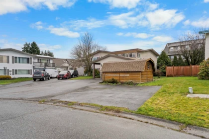 Laundry Room Photo of A 46538 Rolinde Crescent, Chilliwack, BC