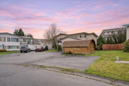 Office / Den Photo of A 46538 Rolinde Crescent, Chilliwack, BC