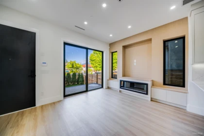 1 2636 Mcgill Street, Vancouver, BC, Vancouver — Half Duplex for sale