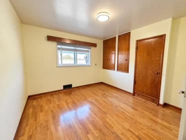 Kitchen Photo of 1309 Edinburgh Street, New Westminster, BC