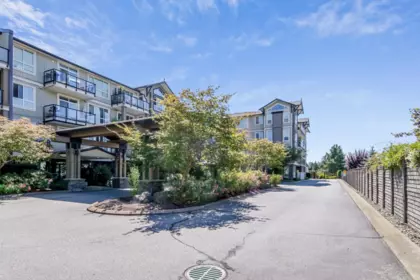 110 32729 Garibaldi Drive, Abbotsford, BC, Abbotsford — Apartment/Condo for sale