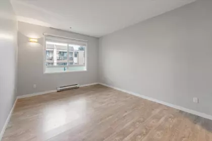 204 8680 Lansdowne Road, Richmond, BC, Richmond — Apartment/Condo for sale
