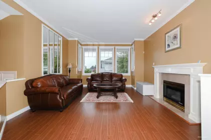 2995 Pinetree Close, Coquitlam, BC, Coquitlam — Single Family Residence for sale