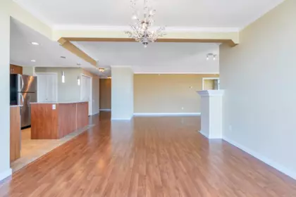 Kitchen Island Photo of 1903 615 Hamilton Street, New Westminster, BC