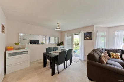 Primary Bathroom Photo of 141 14154 103 Avenue, Surrey, BC