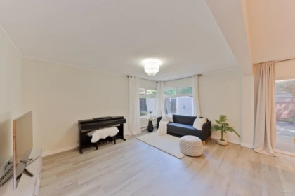 2512 Burian Drive, Coquitlam, BC, Coquitlam — Half Duplex for sale