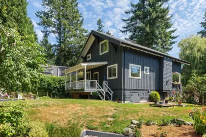 Laundry Room Photo of 1139 Lenora Road, Bowen Island, BC