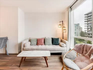 406 108 E 8th Street, North Vancouver, BC, North Vancouver — Apartment/Condo for sale