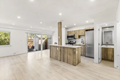 Pantry Photo of 139 15215 105 Avenue, Surrey, BC