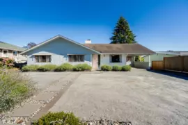 40 E Tenth Avenue, New Westminster, BC
