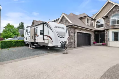 44557 Bayshore Avenue, Chilliwack, BC, Chilliwack — Single Family Residence for sale