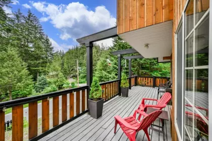 Breakfast Nook Photo of 14883 Parkwood Street, Sunshine Valley, BC