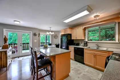 14883 Parkwood Street, Sunshine Valley, BC, Sunshine Valley — Single Family Residence for sale