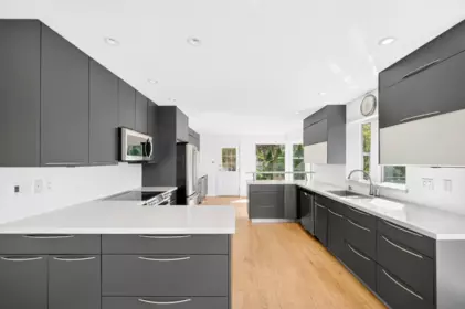 Breakfast Nook Photo of 16290 78a Avenue, Surrey, BC