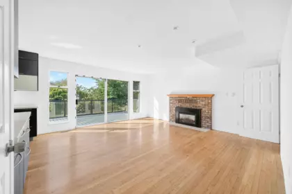 16290 78a Avenue, Surrey, BC, Surrey — Single Family Residence for sale