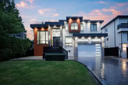 8995 Queen Mary Boulevard, Surrey, BC, Surrey — Single Family Residence for sale