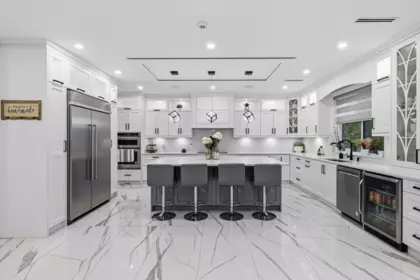 Kitchen Photo of 8995 Queen Mary Boulevard, Surrey, BC