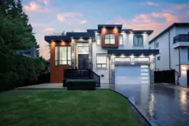 8995 Queen Mary Boulevard, Surrey, BC