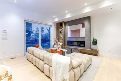1 1990 Venables Street, Vancouver, BC, Vancouver — Half Duplex for sale