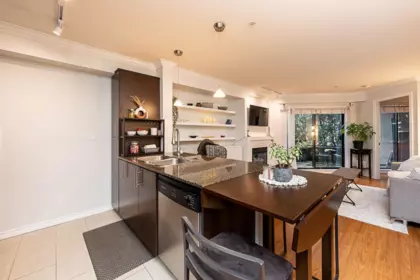 Breakfast Nook Photo of 2009 84 Grant Street, Port Moody, BC