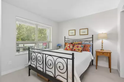 Breakfast Nook Photo of 506 1679 Lloyd Avenue, North Vancouver, BC