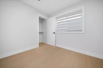 Mudroom Photo of 101 16631 18 Avenue, Surrey, BC