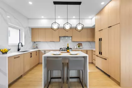 Kitchen Photo of 2 7353 12th Avenue, Burnaby, BC