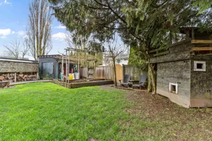 Garden / Landscaping Photo of 26824 Alder Drive, Langley, BC