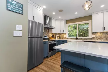 Kitchen Island Photo of 26824 Alder Drive, Langley, BC