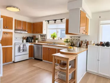 Kitchen Photo of 216 E 18th Street, North Vancouver, BC