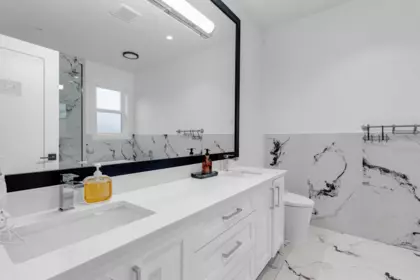 Laundry Room Photo of 13995 79a Avenue, Surrey, BC