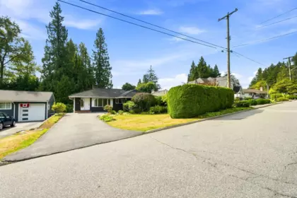 Backyard Photo of 535 Ailsa Avenue, Port Moody, BC