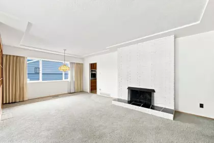Family Room Photo of 535 Ailsa Avenue, Port Moody, BC