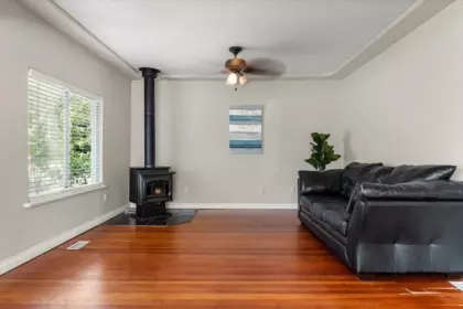 Breakfast Nook Photo of 9260 Mcnaught Road, Chilliwack, BC