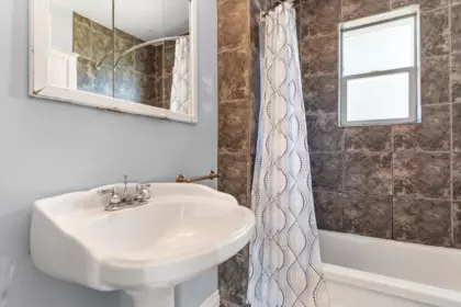 Mudroom Photo of 9260 Mcnaught Road, Chilliwack, BC