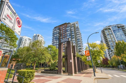 Outdoor Patio Photo of 17D 139 Drake Street, Vancouver, BC