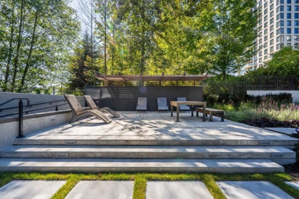 Front Yard Photo of 3807 2135 Springer Avenue, Burnaby, BC