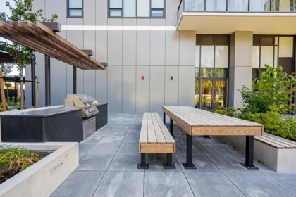 Hot Tub / Spa Photo of 3807 2135 Springer Avenue, Burnaby, BC