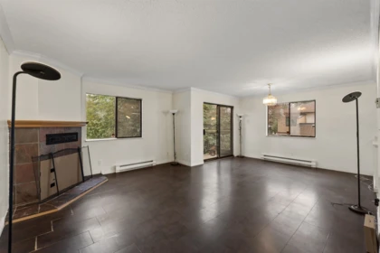 204 7165 133 Street, Surrey, BC, Surrey — Apartment/Condo for sale