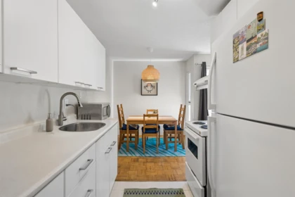 Kitchen Island Photo of 312 808 E 8th Avenue, Vancouver, BC
