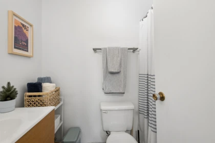 Powder Room Photo of 312 808 E 8th Avenue, Vancouver, BC