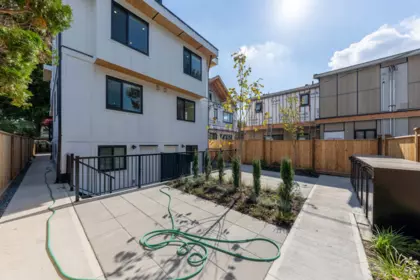 1 5385 Earles Street, Vancouver, BC, Vancouver — Triplex for sale