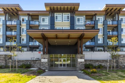 214 9450 Robson Street, Chilliwack, BC, Chilliwack — Apartment/Condo for sale