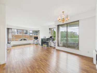 Kitchen Island Photo of 401 4830 Bennett Street, Burnaby, BC