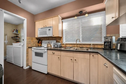 Loft / Bonus Room Photo of 1172 Eagleridge Drive, Coquitlam, BC