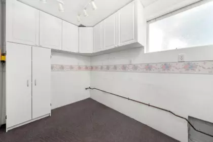 Hot Tub / Spa Photo of 2554 Adanac Street, Vancouver, BC