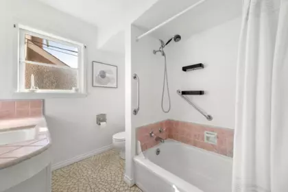 Laundry Room Photo of 2554 Adanac Street, Vancouver, BC