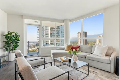 Breakfast Nook Photo of 907 112 E 13th Street, North Vancouver, BC