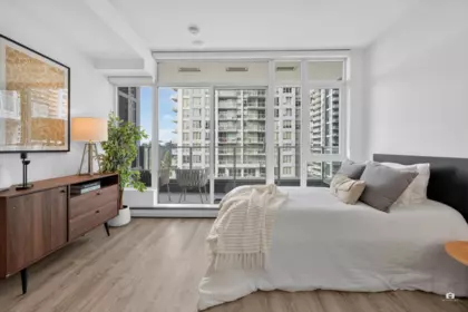 1115 13350 Central Avenue, Surrey, BC, Surrey — Apartment/Condo for sale